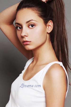 175304 - Alina Age: 26 - Ukraine