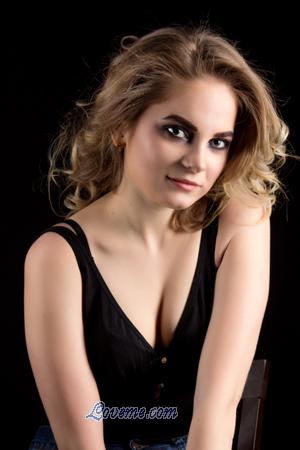 178768 - Valentina Age: 25 - Ukraine